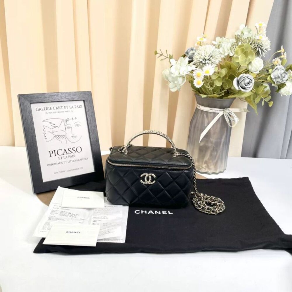 Chanel Women Pre-Loved Bag Very Good Condition